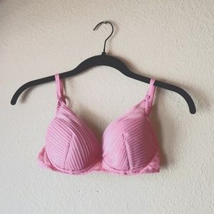 Beautiful Victoria's Secret Dream Angels Demi Bra